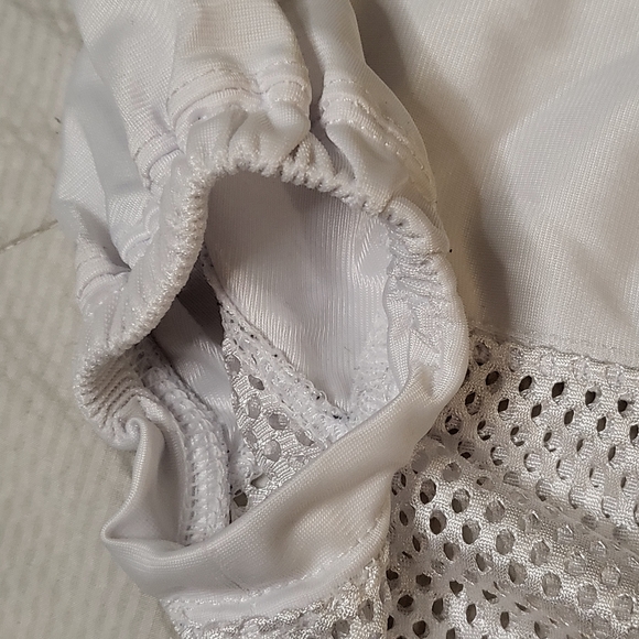 Schutt Youth Size Small White Vneck Mesh Jersey Short Sleeve - Picture 4 of 7